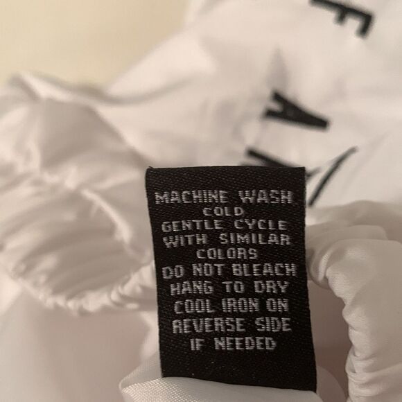 Rue 21 Los Angeles Windbreaker Crop 1/3 Zip Long sleeve Size Small - Picture 9 of 9